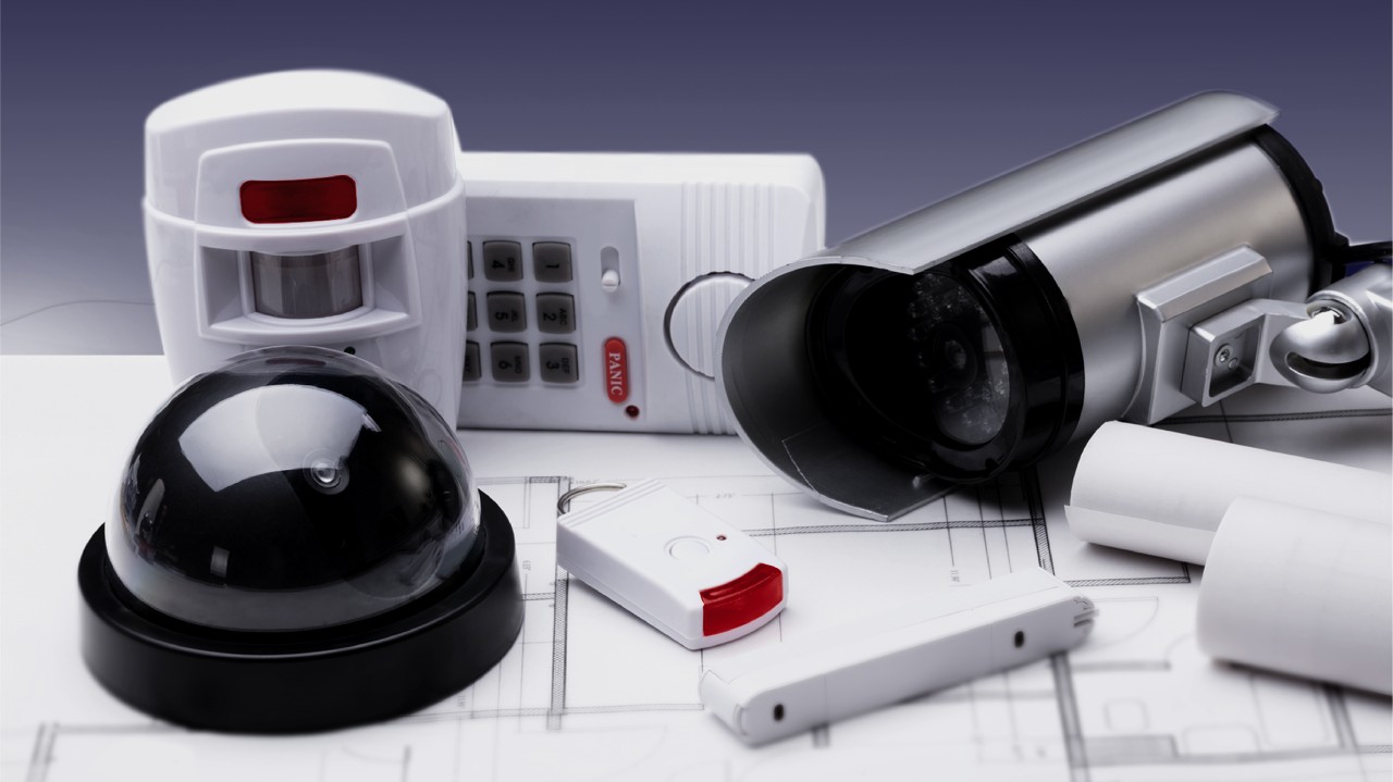 How to Choose a Home Security System: Factors to Consider When Selecting a Security System.